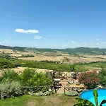 Casale Le Civette 3*